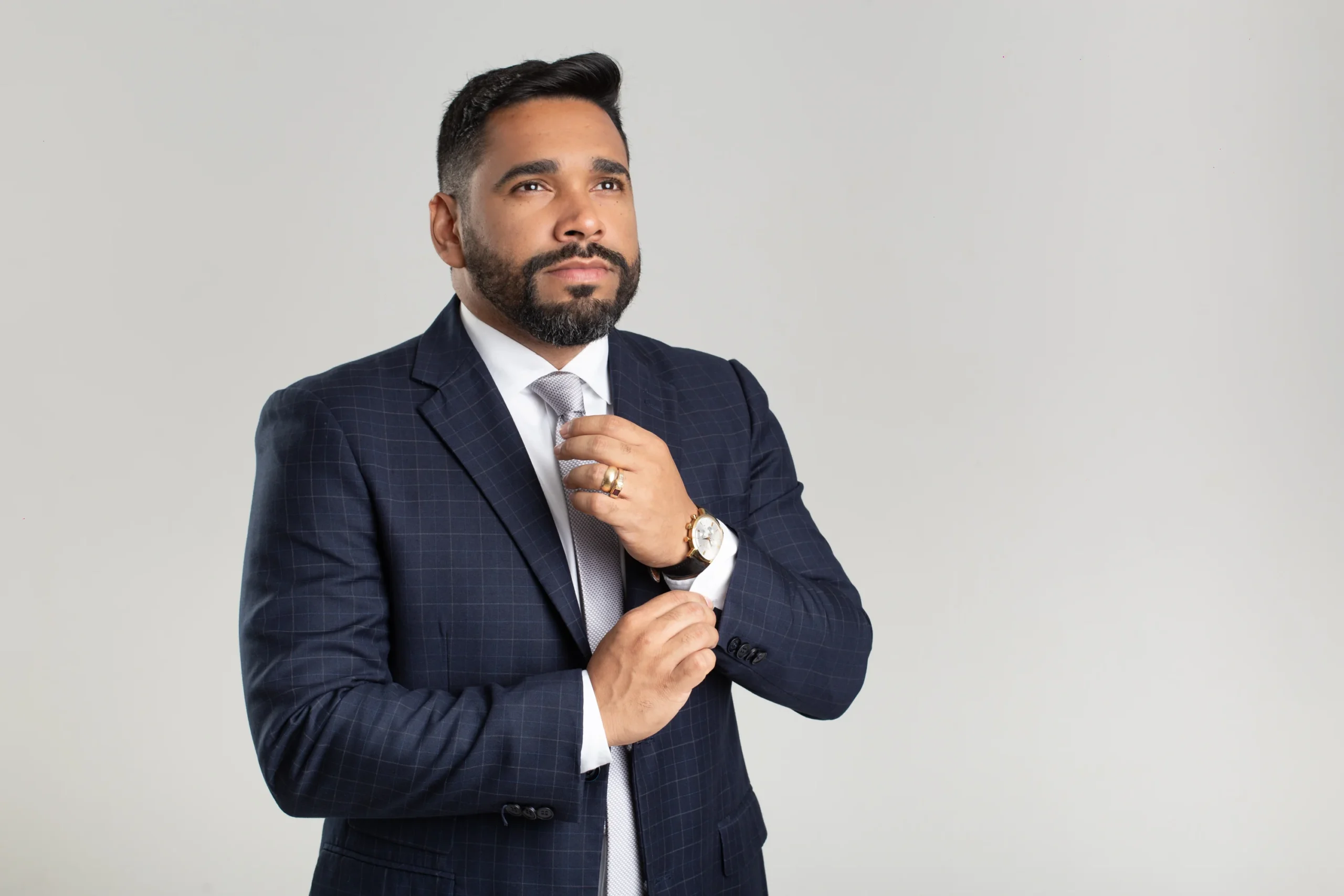 Dr. Jorge Lopes Bahia Junior — advogado trabalhista OAB/RJ 159.842 atendendo trabalhadores de Quatis RJ