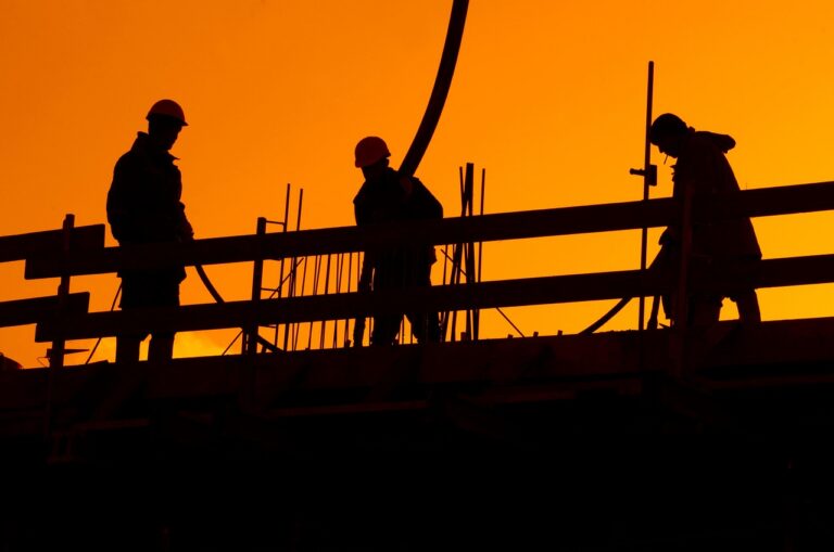 Trabalhadores da construção civil (foto ilustrativa)